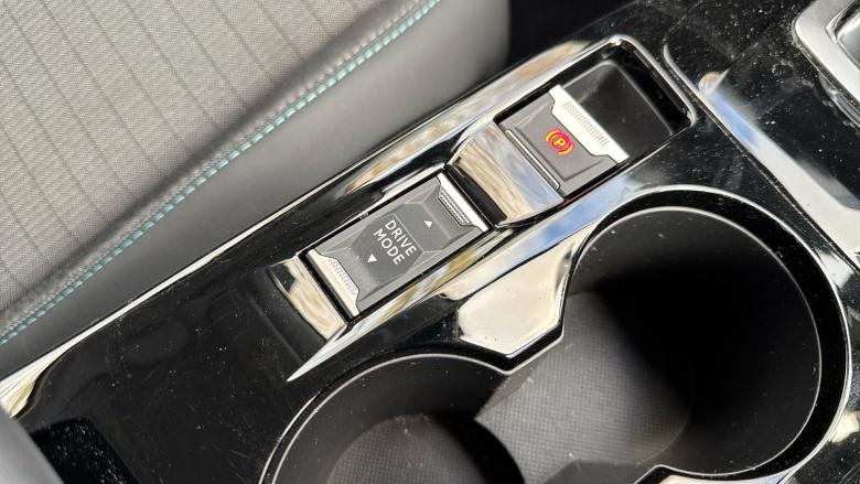 Peugeot 208 1.2 PureTech 130 Allure 5dr EAT8 Petrol Hatchback